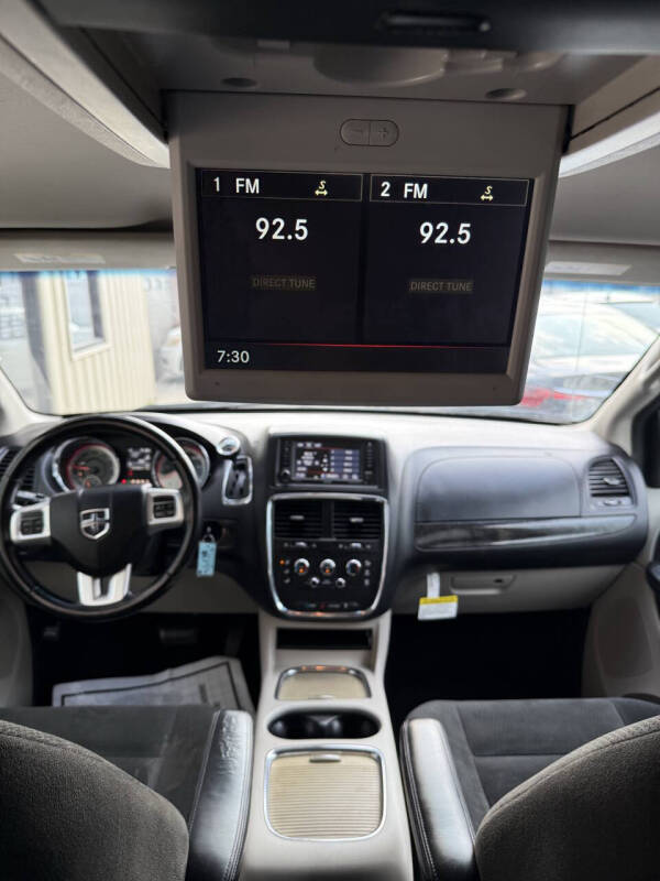 2016 Dodge Grand Caravan SXT Plus