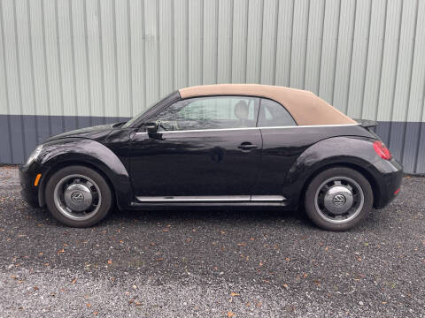 2013 Volkswagen Beetle Convertible for sale at DLUX MOTORSPORTS in Ladson SC