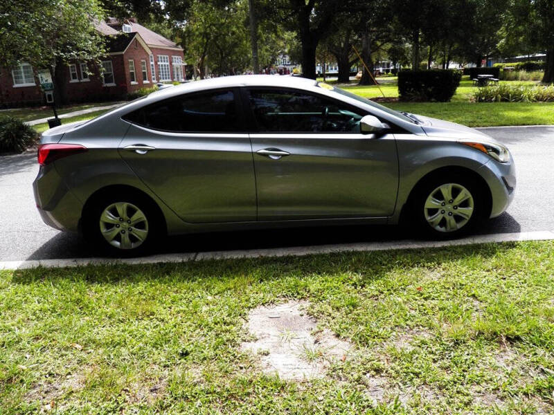 2016 Hyundai Elantra