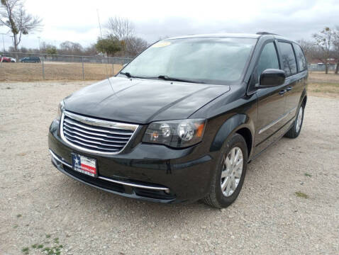 2013 Chrysler Town and Country for sale at LA PULGA DE AUTOS in Dallas TX