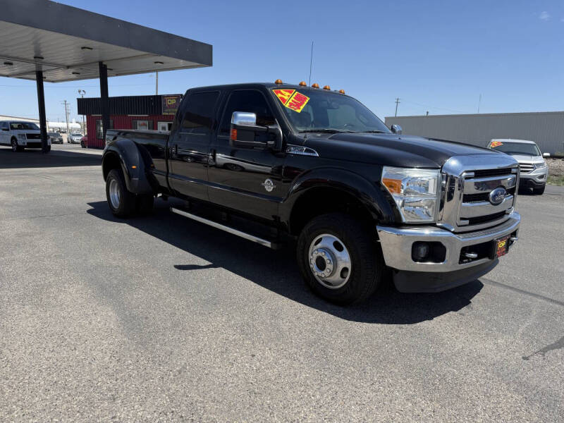 2014 Ford F-350 Super Duty Lariat's photo