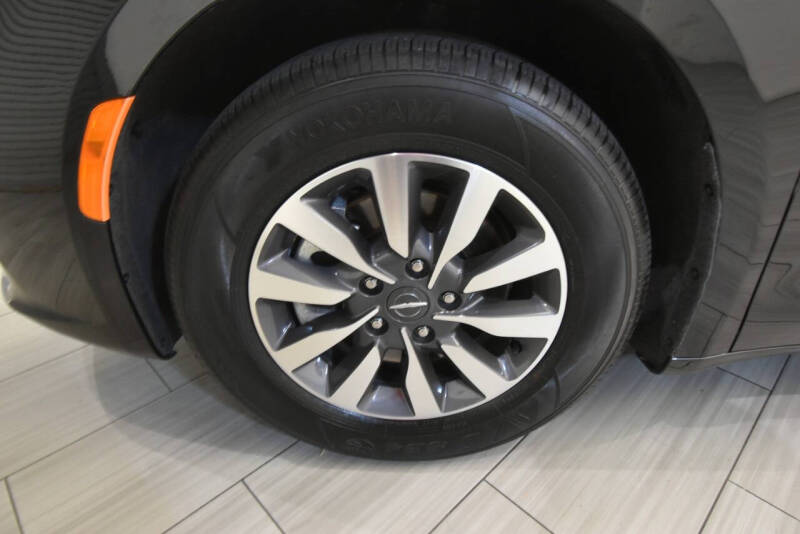 2024 Chrysler Pacifica Plug-In Hybrid Select