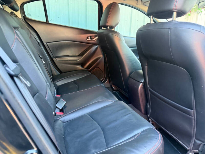 2016 Mazda MAZDA3 i Grand Touring
