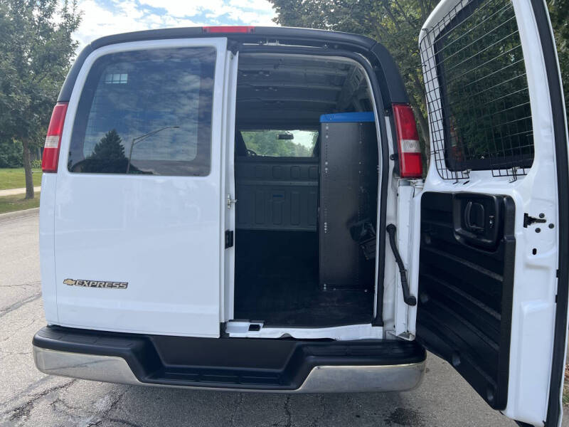 2019 Chevrolet Express 2500