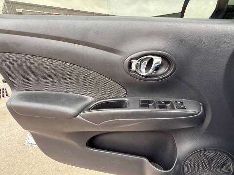 2014 Nissan Versa 1.6 S