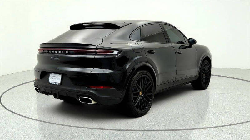 2024 Porsche Cayenne Coupe