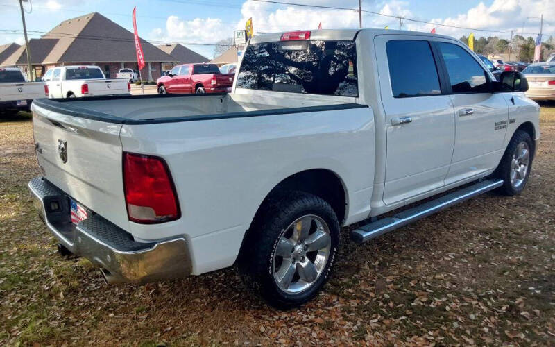 2017 RAM 1500 SLT