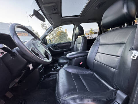 2004 Ford Escape Limited