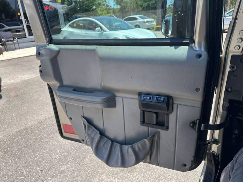 2000 AM General Hummer Convertible