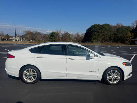 2018 Ford Fusion Hybrid SE