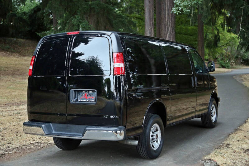 2021 GMC Savana 2500