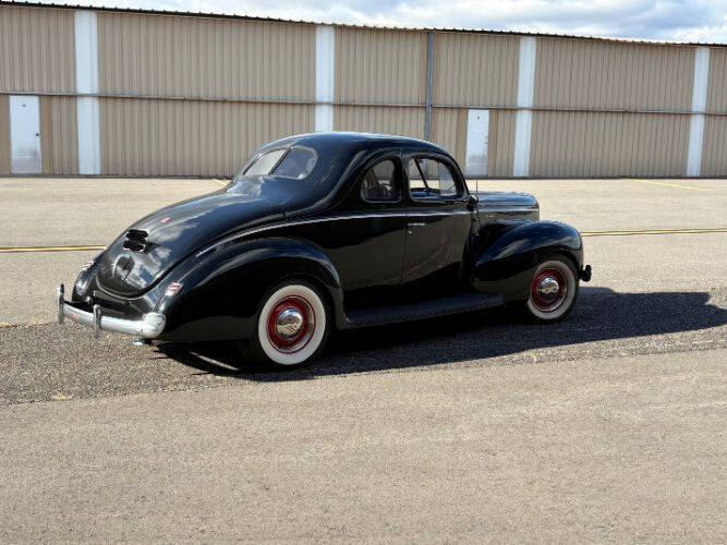 1940 Ford Deluxe