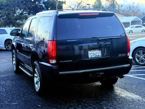 2013 GMC Yukon Denali