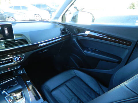 2018 Audi Q5 2.0T quattro Premium Plus