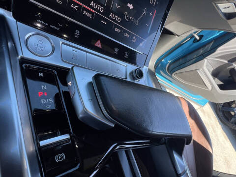 2019 Audi e-tron quattro Premium Plus