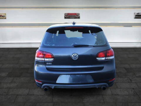 2010 Volkswagen GTI Base PZEV