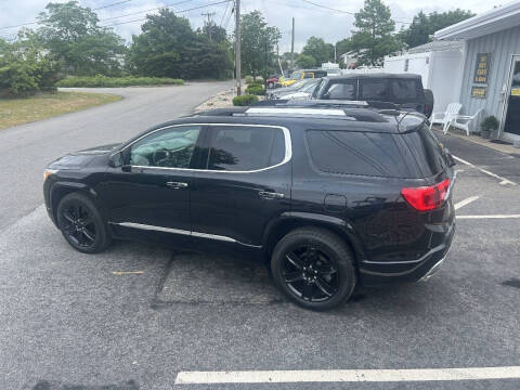 2017 GMC Acadia Denali