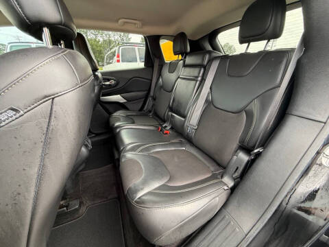 2018 Jeep Cherokee Latitude Plus