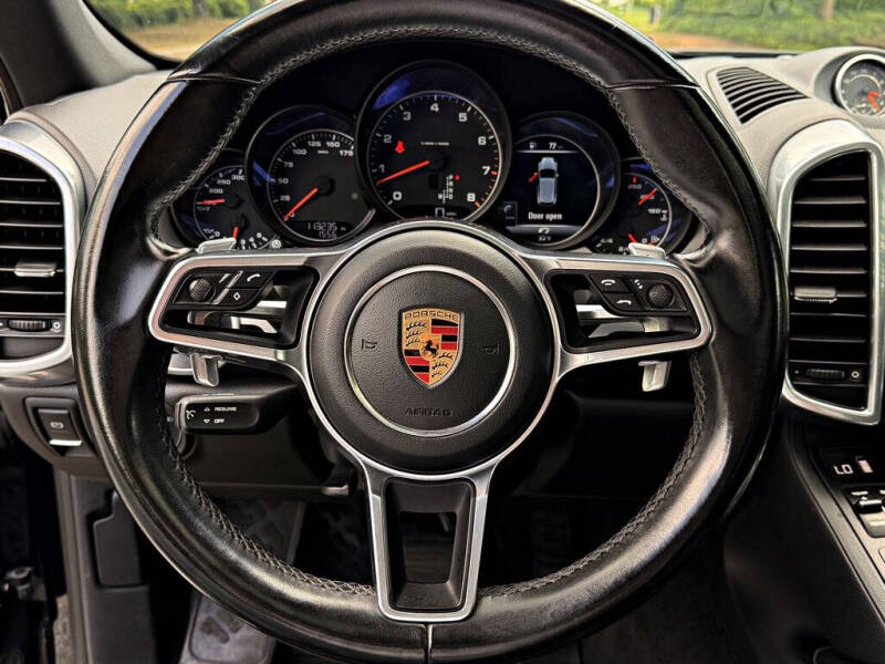 2016 Porsche Cayenne