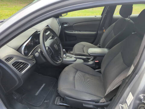 2013 Dodge Avenger SE