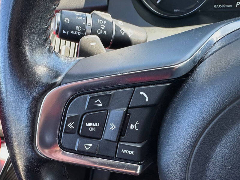 2019 Jaguar E-PACE P300 R-Dynamic SE