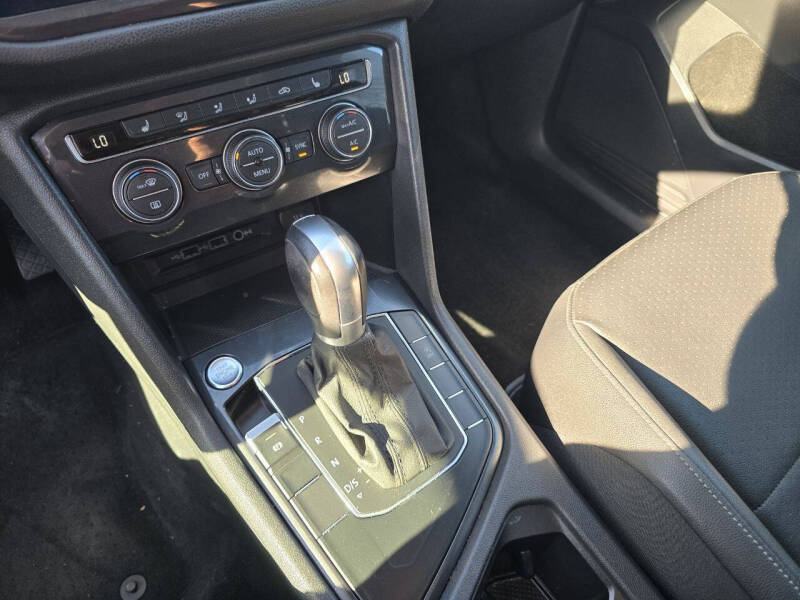 2019 Volkswagen Tiguan SE