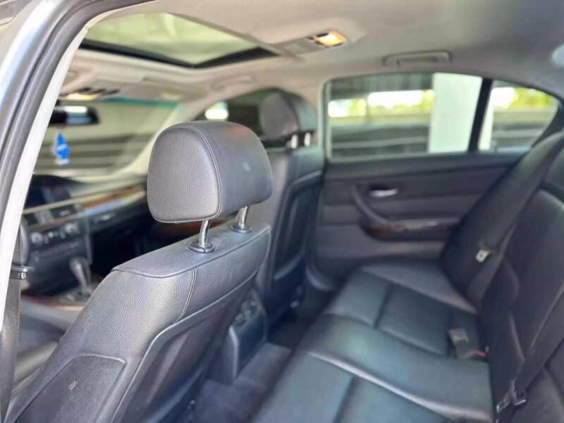 2011 BMW 3 Series 335i