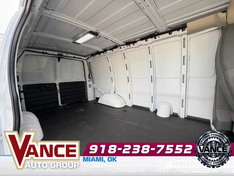 2025 GMC Savana 2500