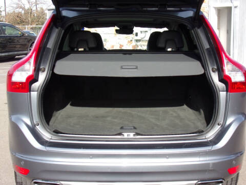 2016 Volvo XC60 T5 Drive-E Premier