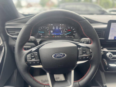 2024 Ford Explorer ST-Line