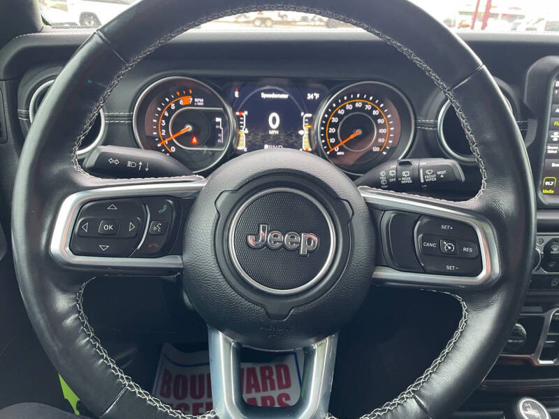 2021 Jeep Wrangler Unlimited Sahara photo 16