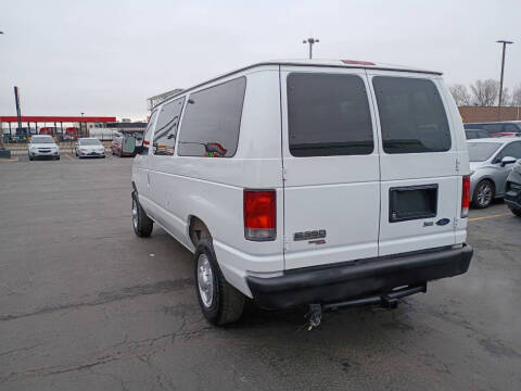 2013 Ford E-Series E-350 SD XL