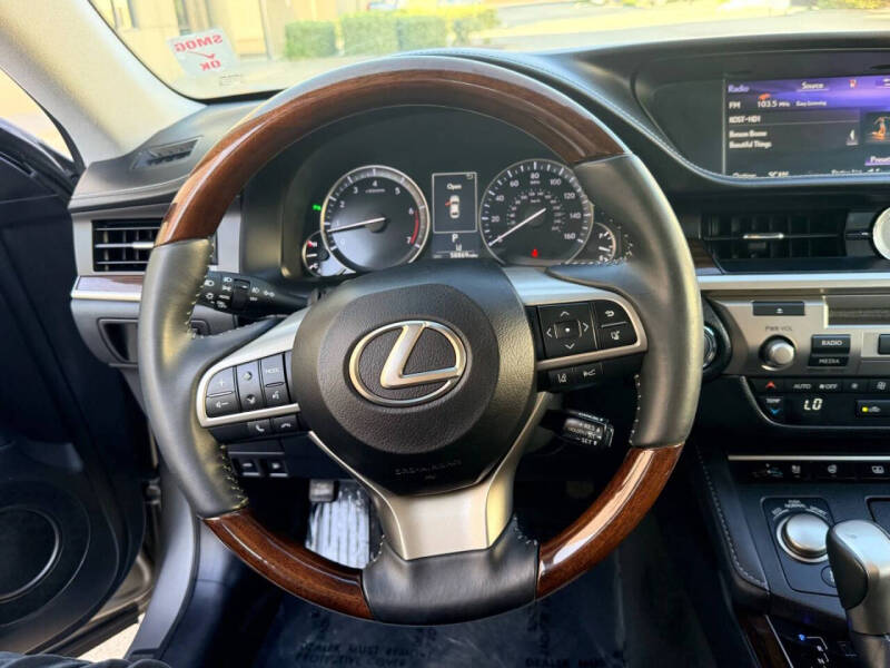 2017 Lexus ES 350