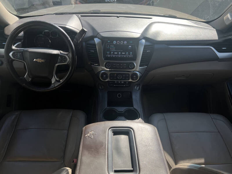 2016 Chevrolet Suburban LT