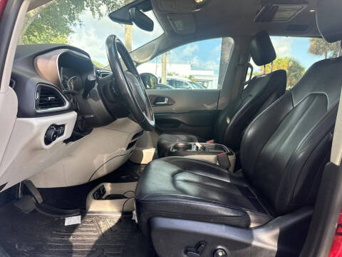 2019 Chrysler Pacifica Touring L