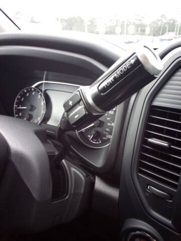 2024 Nissan Titan XD SV