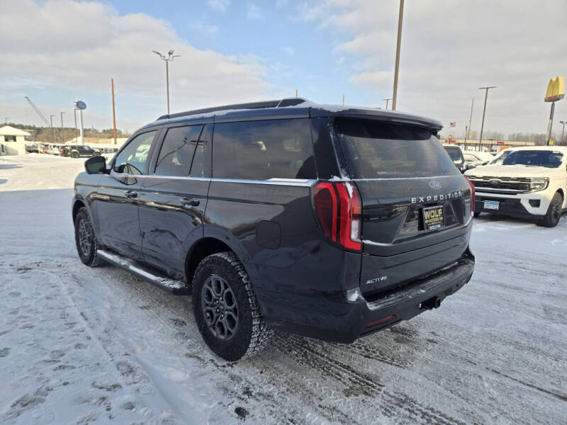 2025 Ford Expedition Active