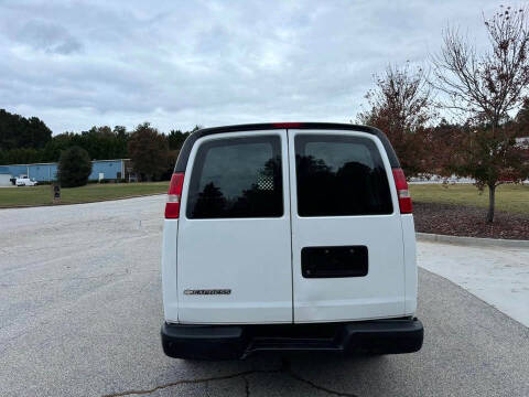 2017 Chevrolet Express 2500