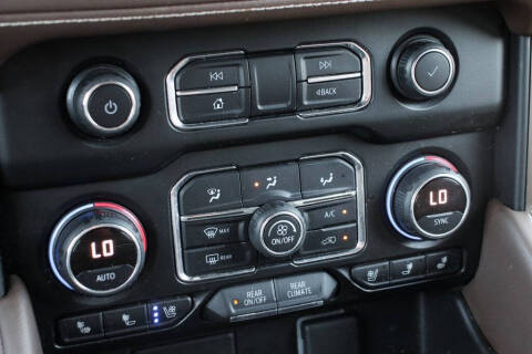 2021 Chevrolet Suburban High Country