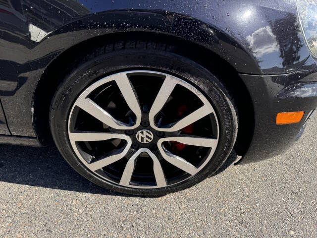 2014 Volkswagen GTI Wolfsburg Edition PZEV