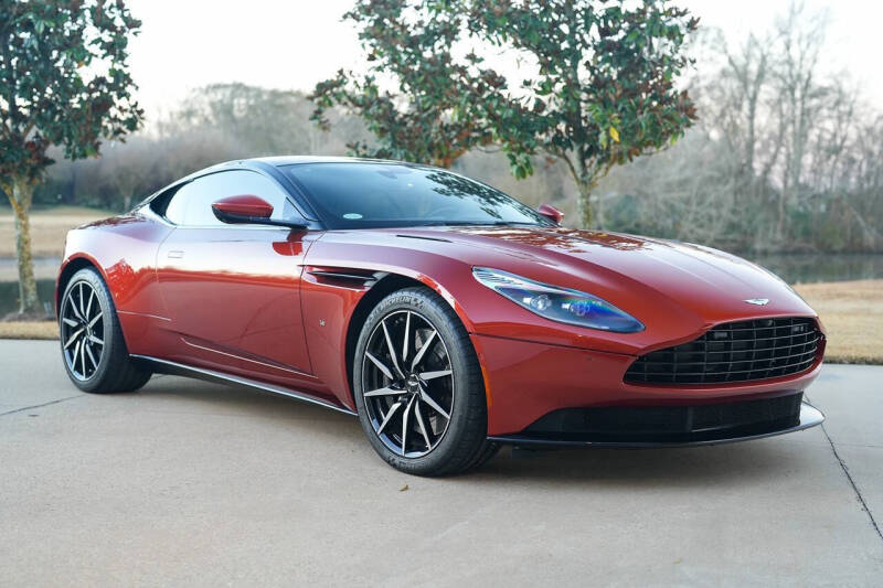 2017 Aston Martin DB11