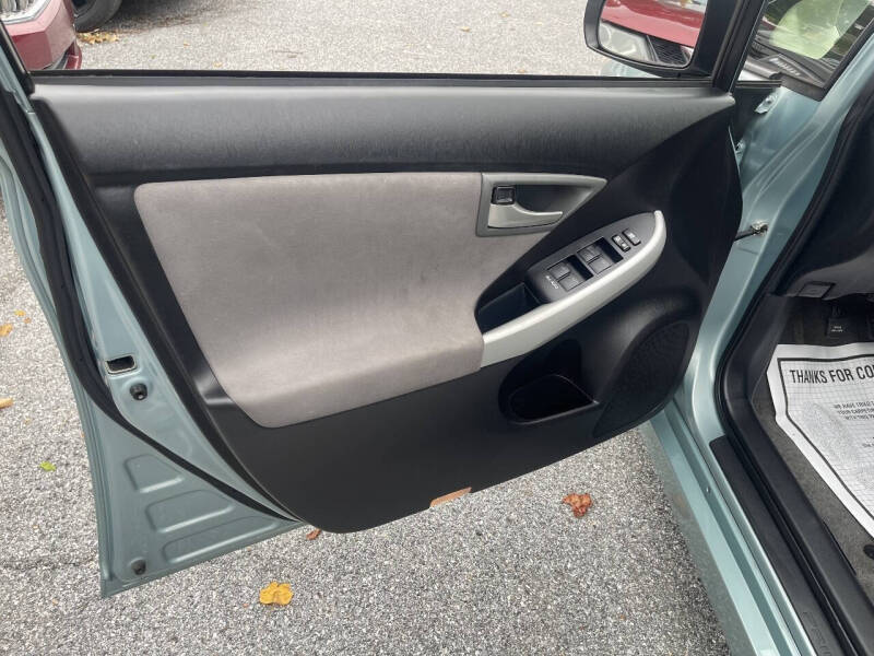 2013 Toyota Prius One
