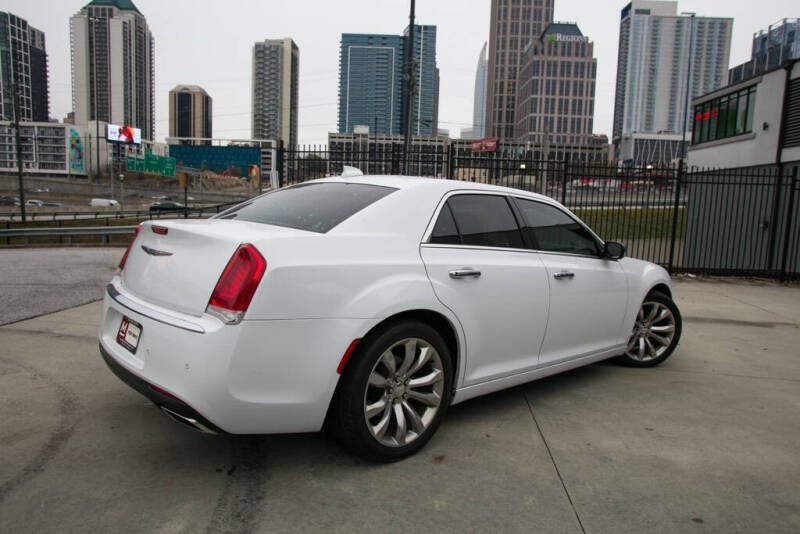 2019 Chrysler 300 Limited