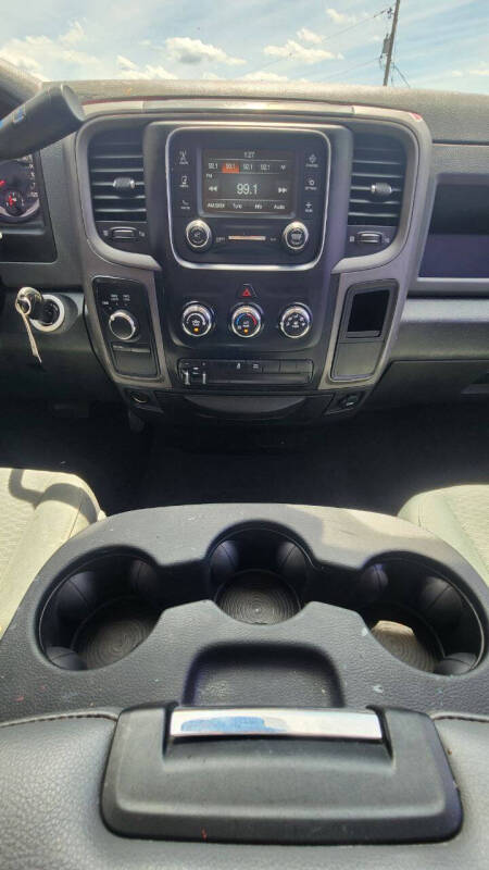 2017 RAM 1500 Express