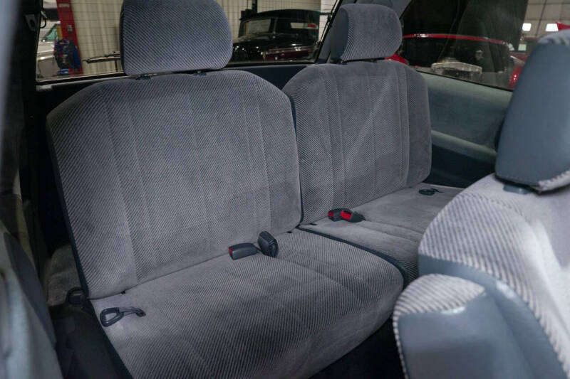 1992 Toyota Previa LE