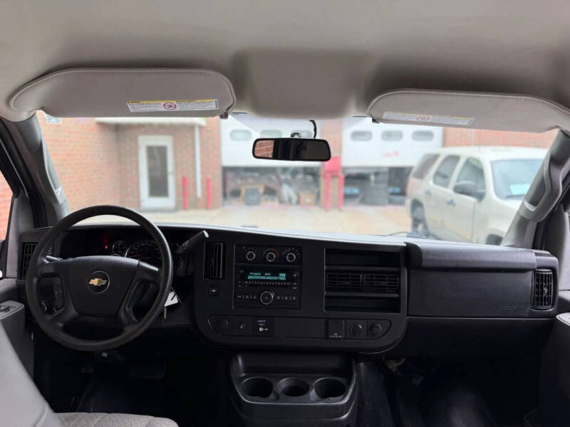 2016 Chevrolet Express 2500