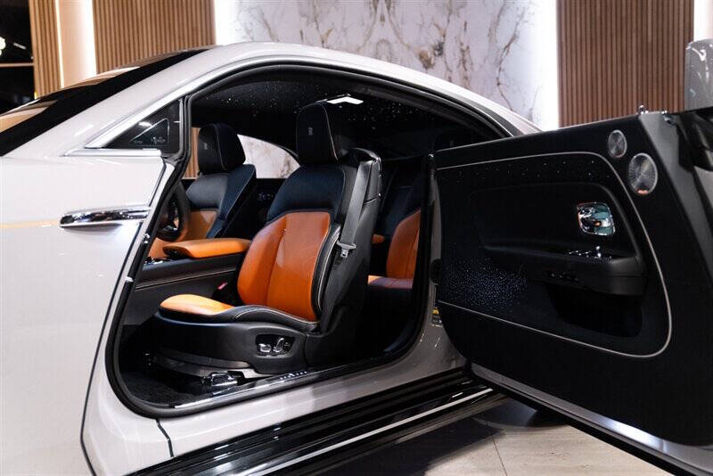 2024 Rolls-Royce Spectre