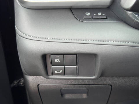 2020 Toyota Highlander Hybrid XLE