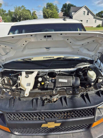 2017 Chevrolet Express 2500