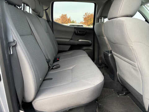 2018 Toyota Tacoma SR5 V6